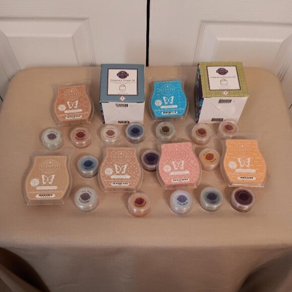 Scentsy Bundle - Picture 1 of 1